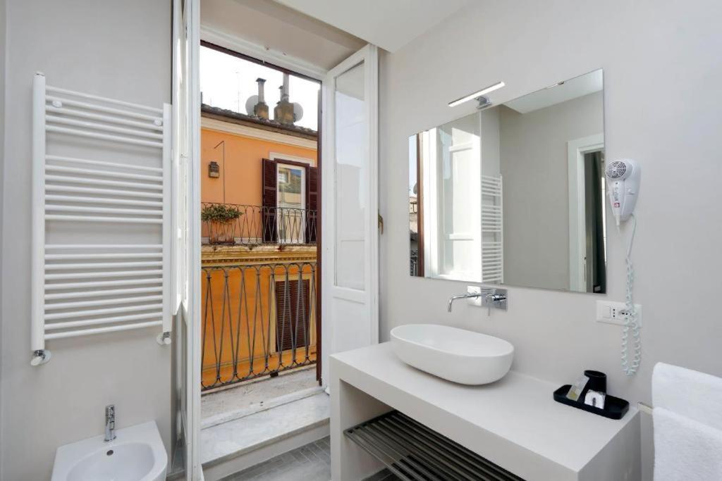 Della Croce Rooms Rome Bagian luar foto