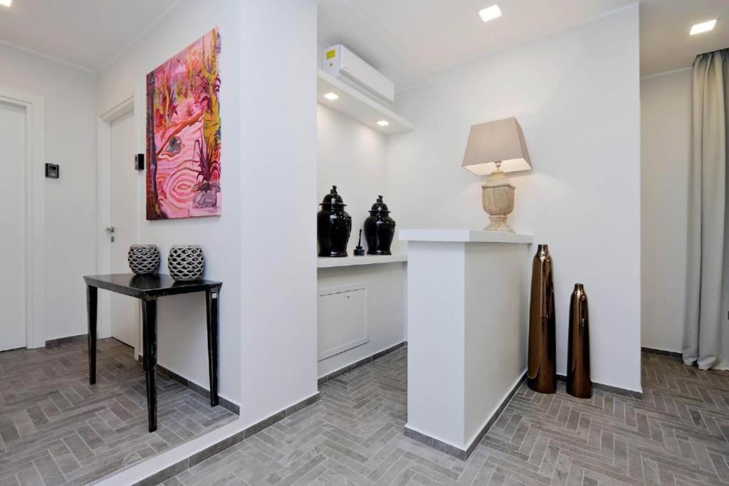 Della Croce Rooms Rome Bagian luar foto
